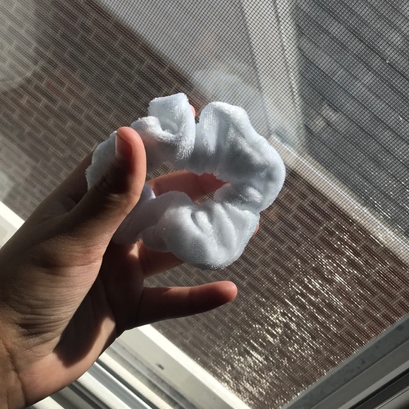 Neon Pink Stretch Scrunche - Picture 8 of 8